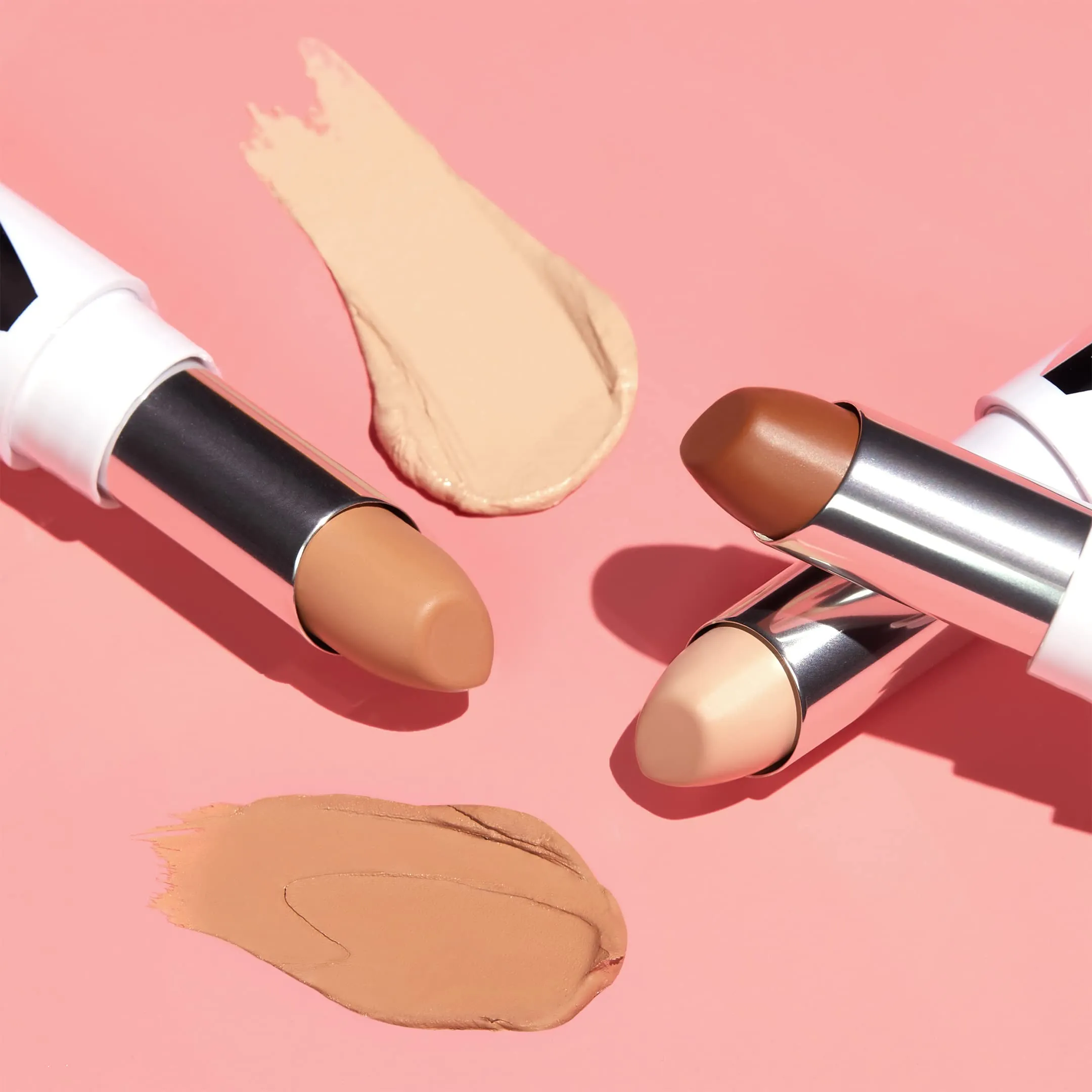 Almay Skin Perfecting Comfort Concealer, Hypoallergenic, Cruelty Free, Fragrance Free, Dermatologist Tested, Light, 29.6 ml (Pack of 1)