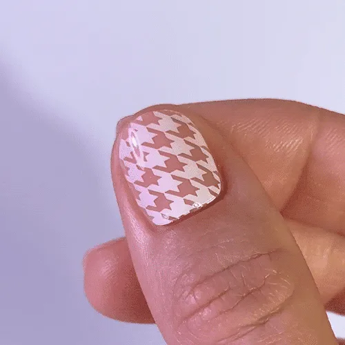 Gel Nail Strip ★ Plaid & Parade