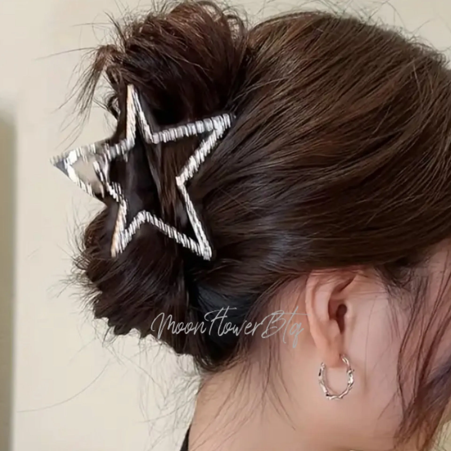 Silver Shiny Y2K Star Cutout Hair Clip